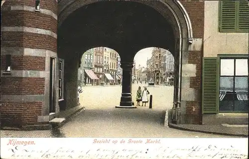 Nijmegen Gezicht op de Grotte Markt Kat. Nijmegen