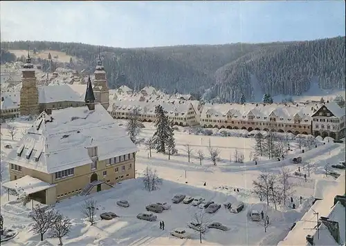 Freudenstadt Marktplatz Rathaus Stadthaus im Winter Heilklimatischer Hoehenkurort Kat. Freudenstadt