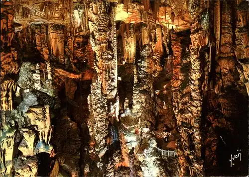 Hoehlen Caves Grottes des Demoiselles Herault  Kat. Berge