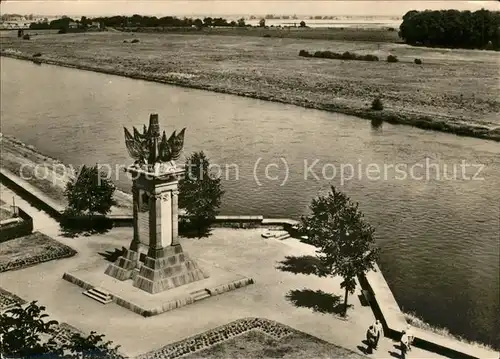 Torgau Sowjetisches Denkmal an der Elbe Kat. Torgau
