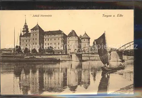 Torgau Schloss Hartenfels historische Bruecke Elbe Boot Kat. Torgau