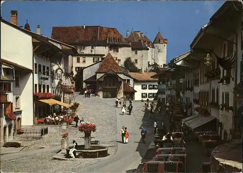 Gruyeres FR Rue pittoresque Fontaine Chateau Kat. Gruyeres