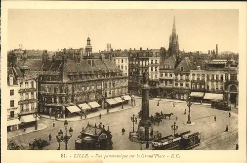 Lille Nord Vue panoramique sur la Grande Place Monument Cathedrale tram Kat. Lille