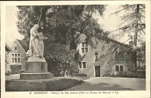 Domremy la Pucelle Vosges Maison natale de Jeanne d Arc et Statue de Mercie Monument Kat. Domremy la Pucelle