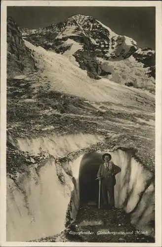 Eigergletscher Gletschergrotte mit Moench Kat. Eigergletscher