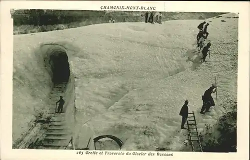 Chamonix Mont Blanc Grotte am Glacier des Bossons Kat. Chamonix Mont Blanc