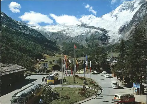 Saas Fee mit Oldtimerbussen Kat. Saas Fee