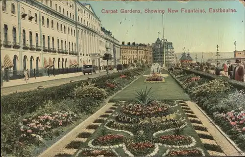wz91564 Eastbourne Sussex Carpet Gardens Showing New Fountains Kategorie. Eastbourne Alte Ansichtskarten