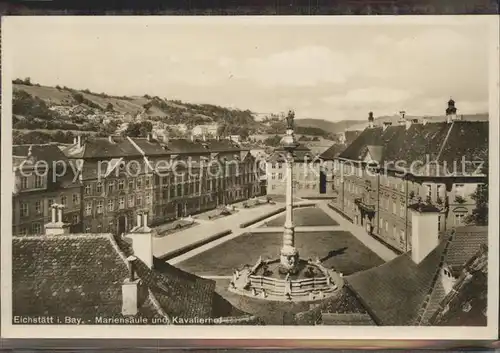 Eichstaett Oberbayern Mariensaeule u.Kavalierhof / Eichstaett /Eichstaett LKR