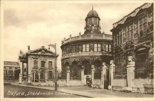 Oxford Oxfordshire Sheldonian Theatre / Oxford /Oxfordshire