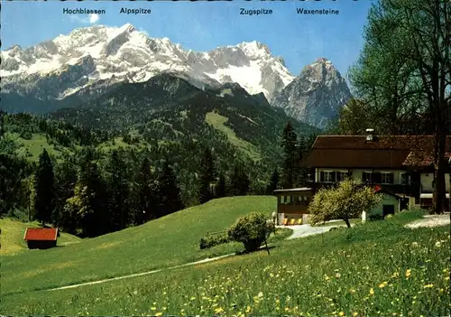 Garmisch Partenkirchen Berggasthof Gschwandtnerbauer Blumenwiese Alpenpanorama mit Zugspitze Kat. Garmisch Partenkirchen