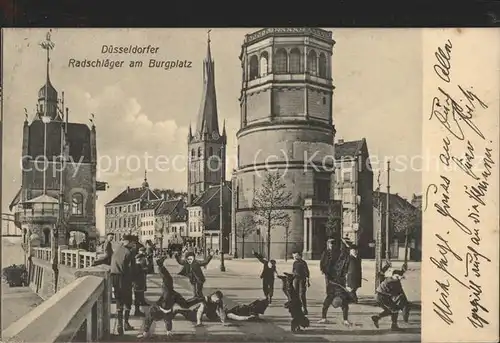 Duesseldorf Radschlaeger am Burgplatz Kinder Kat. Duesseldorf