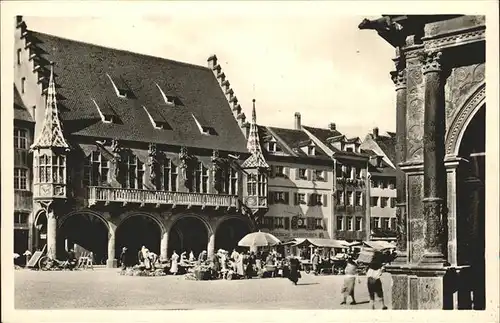 Freiburg Breisgau Muensterplatz mit histor Kaufhaus Kat. Freiburg im Breisgau