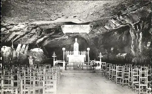 Hoehlen Caves Grottes Remonot Grotte Chapelle Kat. Berge