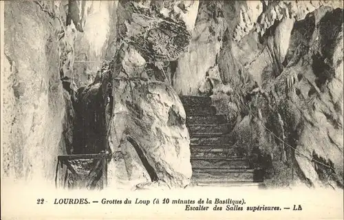 Hoehlen Caves Grottes Lourdes Grottes du Loup Kat. Berge