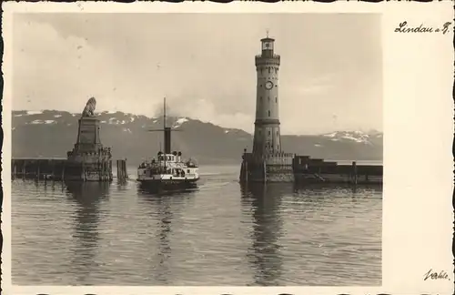 Leuchtturm Lighthouse Dampfer Lindau Bodensee  Kat. Gebaeude