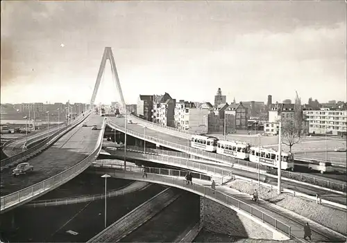 Strassenbahn Koeln am Rhein Severinsbruecke Kat. Strassenbahn