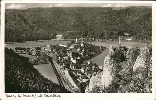 Beuron Donautal im Donautal mit Petersfelsen Kreuz / Beuron /Sigmaringen LKR