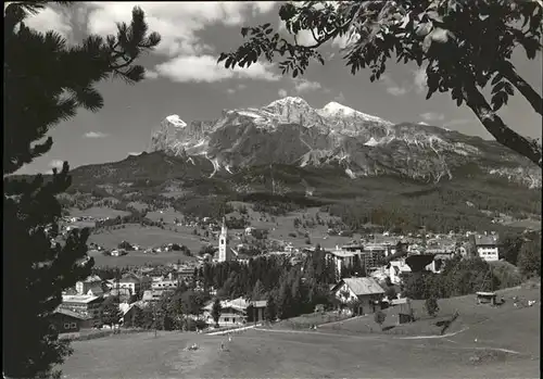 Cortina d Ampezzo Veduta panoramica Tofane Dolomiti Kat. Cortina d Ampezzo