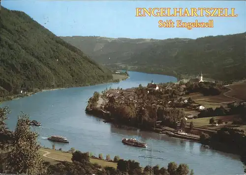 Engelhartszell Donau Oberoesterreich mit Trappistenkloster Engelszell Fliegeraufnahme Kat. Engelhartszell