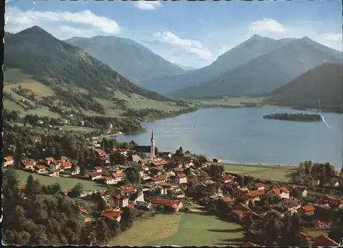 Schliersee Panorama mit Jaegerkamp und Brecherspitze Kat. Schliersee