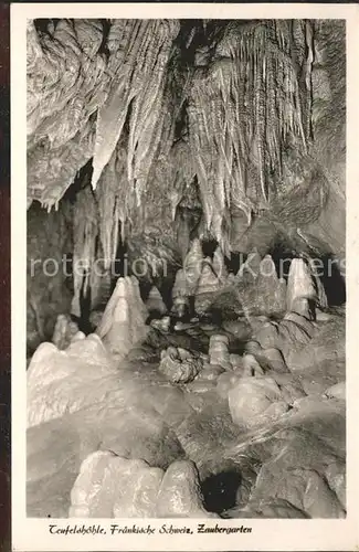 Hoehlen Caves Grottes Teufelshoehle Fraenkische Schweiz Zaubergarten Kat. Berge