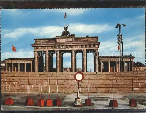 Brandenburgertor Berlin Grenze  Kat. Gebude und Architektur