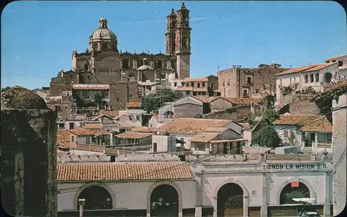 Taxco Tienda La Mision y la Parroquia de Santa Prisca Kat. Taxco