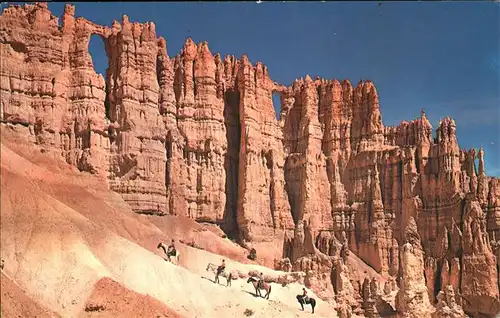 Bryce Canyon National Park The Wall of Windows Horseback trail Kat. Bryce Canyon National Park