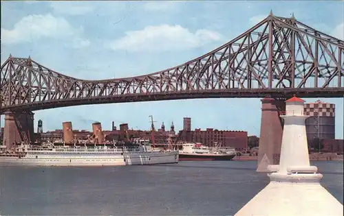 kk53952 Montreal Quebec Jacques Cartier Bridge Canadian Pacific Ocean Liner "Empress of Scotland" Kategorie. Montreal Alte Ansichtskarten