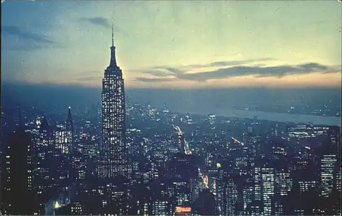 New York City Empire State Building at night Skyscraper / New York /