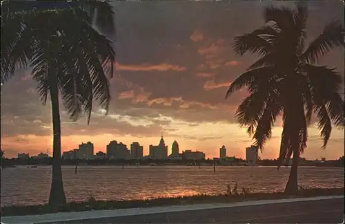 Miami Florida Panorama at sunset Kat. Miami