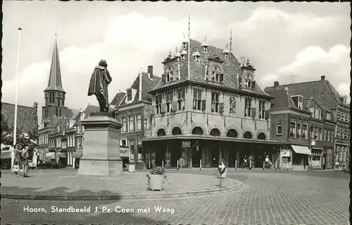 Hoorn Standbeeld J.Pz.Coen met Waag Kat. Hoorn