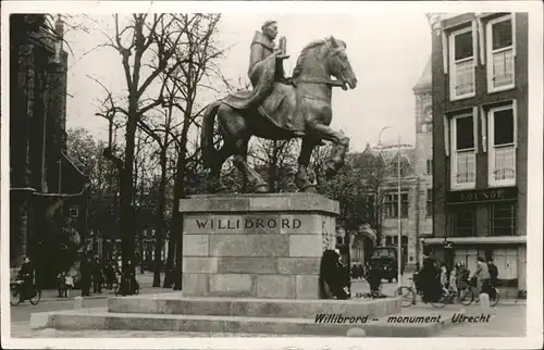 Utrecht Willibrord monument Kat. Utrecht