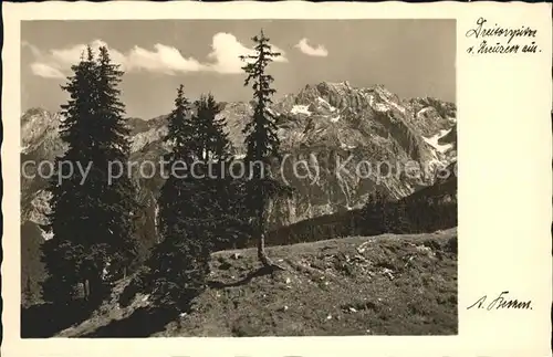 Garmisch-Partenkirchen Blick vom Kreuzeck auf die Dreitorspitze / Garmisch-Partenkirchen /Garmisch-Partenkirchen LKR