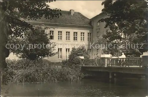 Rheinsberg Schloss Sanatorium Helmut Lehmann Blick aus dem Park Bruecke Kat. Rheinsberg