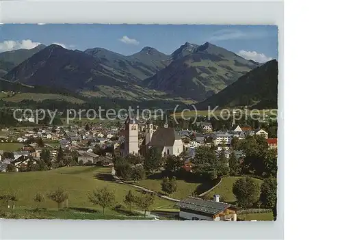 Kitzbuehel Tirol Ortsansicht mit Kirche Alpenpanorama Kat. Kitzbuehel