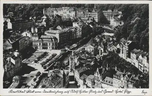 Karlsbad Eger Boehmen Blick vom Dreikreuzberg auf A. H. Platz und Grand Hotel Pupp Kat. Karlovy Vary