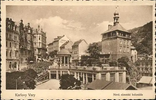 Karlsbad Eger Boehmen Nova zamecka kolonada Neue Kolonnade Schlossbrunnen Stadtturm Kat. Karlovy Vary