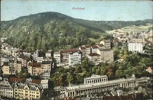 Karlsbad Eger Boehmen Blick ueber die Stadt Kolonnaden Kat. Karlovy Vary