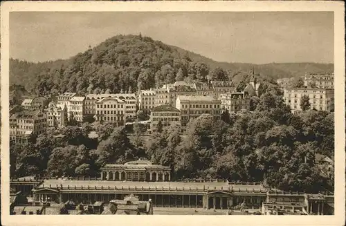 Karlsbad Eger Boehmen Blick gegen Schlossberg Kolonnaden Kat. Karlovy Vary