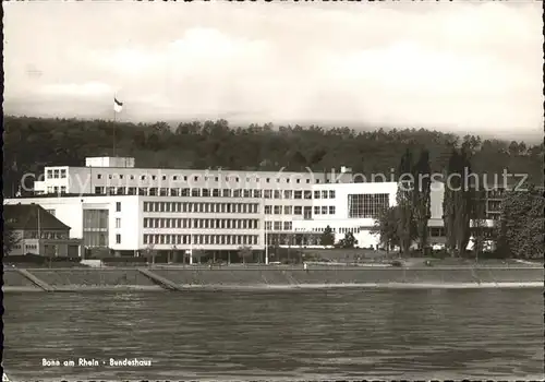 Bonn Rhein Bundeshaus Rhein / Bonn /Bonn Stadtkreis