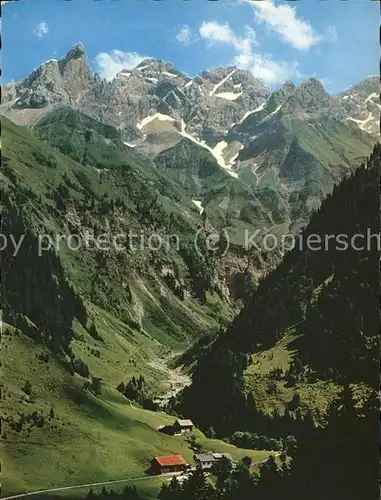 Einoedsbach mit Trettachspitze u.Maedelegabel Kat. Oberstdorf