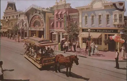 Disney Walt The Upjohn Pharmacy drugstore in Disneyland Horse drawn streetcar down Main Street Kat. Unterhaltung