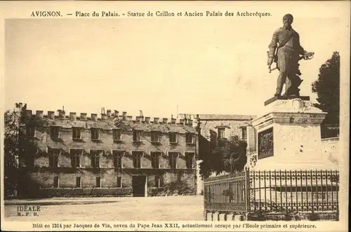 Avignon Vaucluse Place Palais Statue Crillon / Avignon /Arrond. d Avignon
