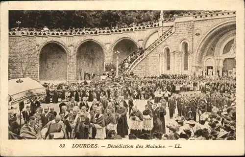 Lourdes Hautes Pyrenees Benediction des Malades / Lourdes /Arrond. d Argeles-Gazost
