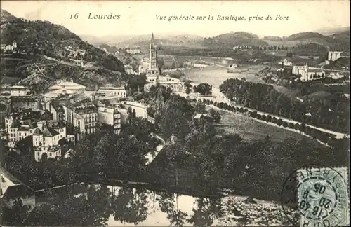 Lourdes Hautes Pyrenees Lourdes Fort Basilique x / Lourdes /Arrond. d Argeles-Gazost