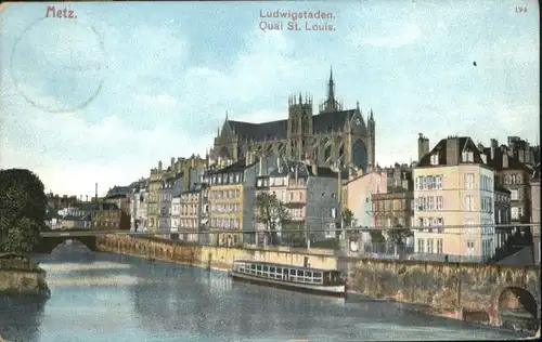 Metz Moselle Metz Ludwigstaden Quai St. Louis Boot x / Metz /Arrond. de Metz-Ville