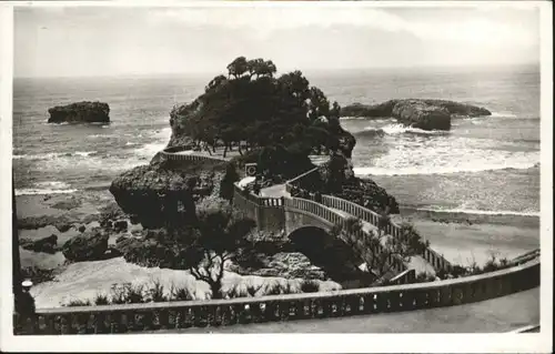 Biarritz Pyrenees Atlantiques Biarritz Rocher Basla * / Biarritz /Arrond. de Bayonne