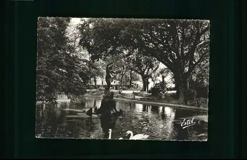 Avignon Vaucluse Avignon Bassin Jardin Doms Venus Hirondelles * / Avignon /Arrond. d Avignon